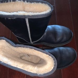 UGGS